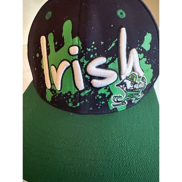 Notre Dame Irish Snapback Hat By Captivating Headgear Embroidered Logo Navy & Gr - Picture 4 of 7